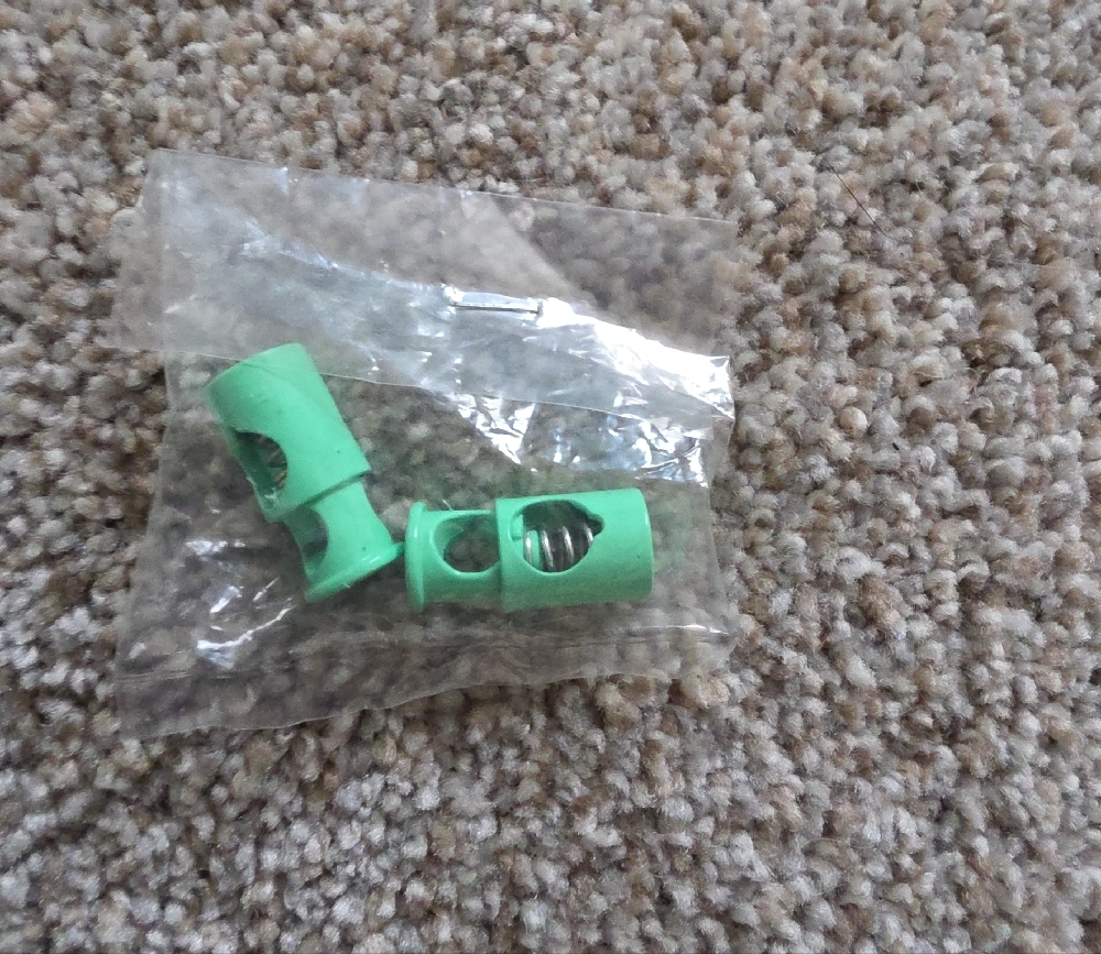 Green Men's Accessory - Picture 2 of 4
